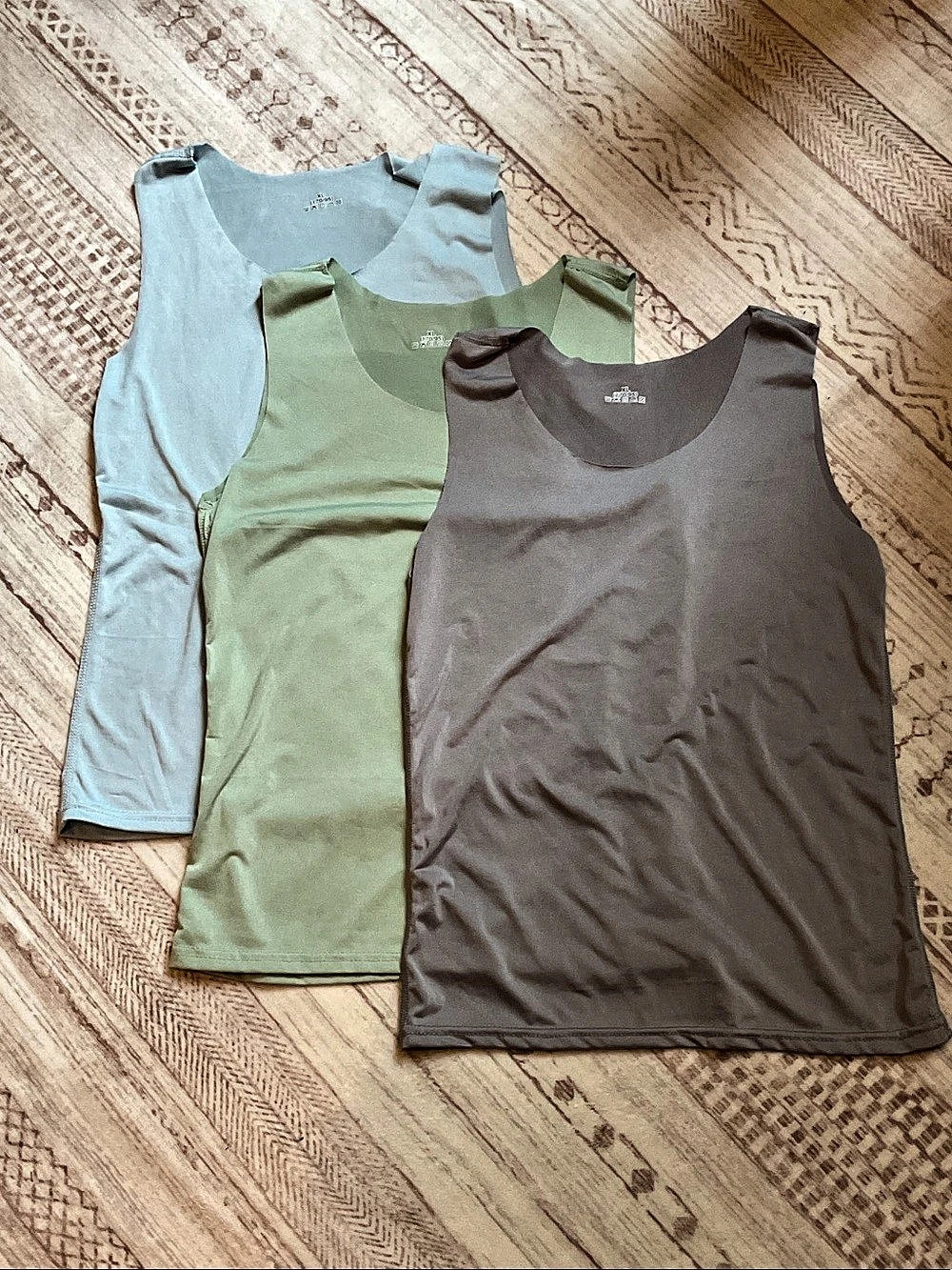 Women's Tank Top 3-Piece Set XL Like New